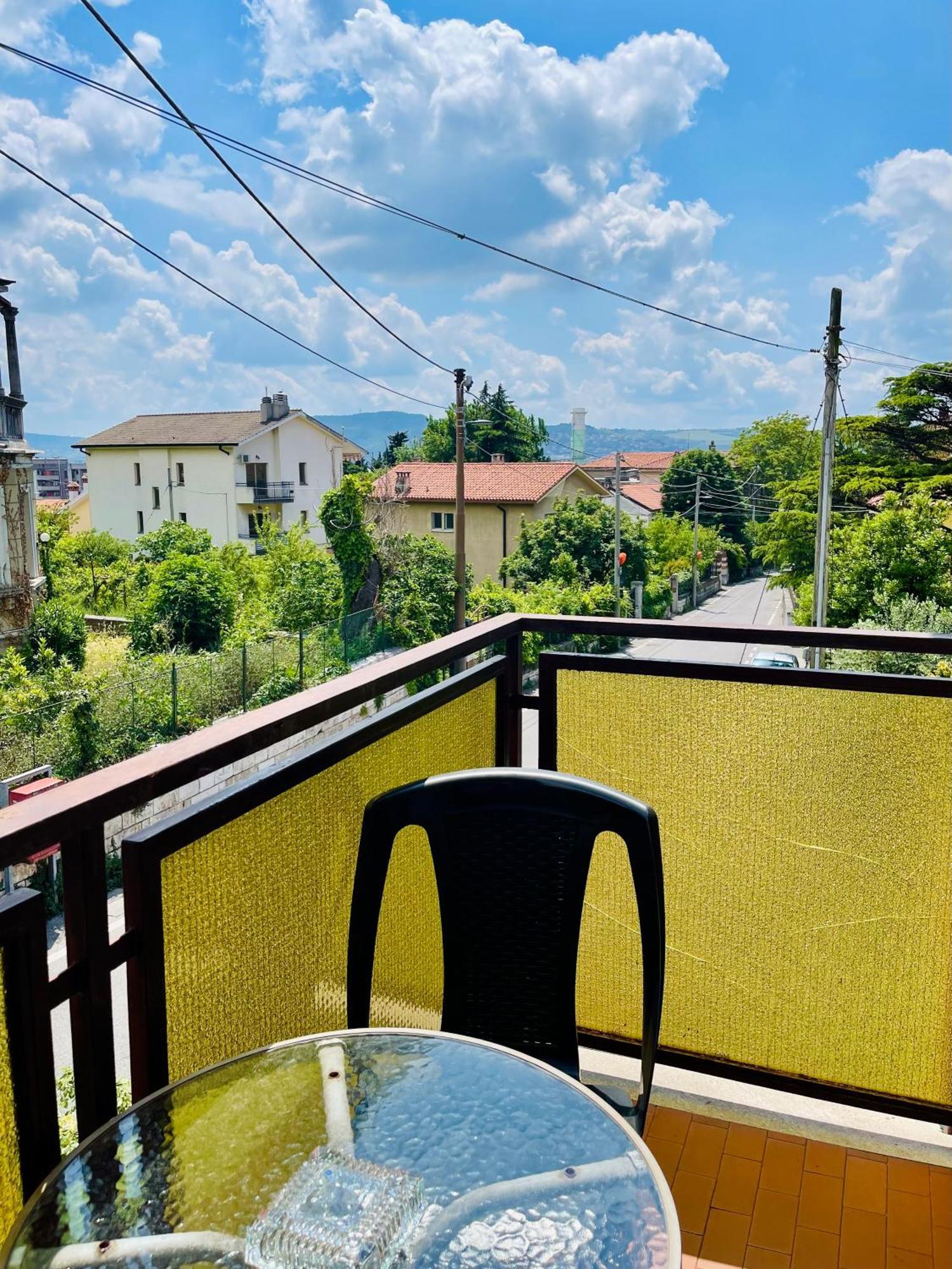 Apartamento Le Rose Trieste Exterior foto