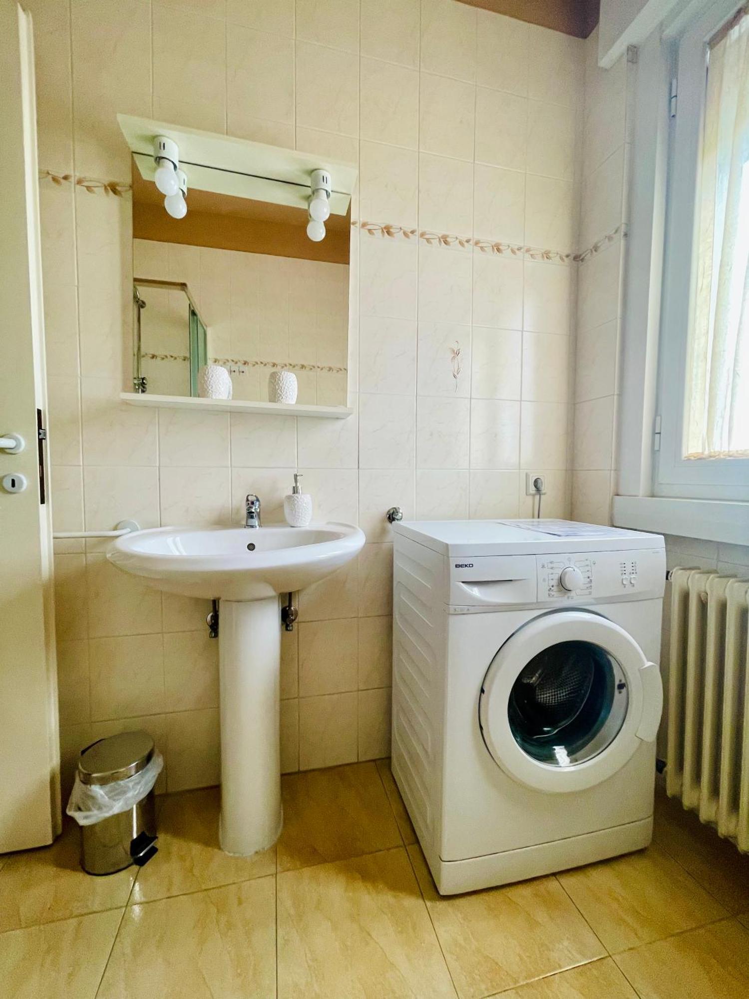 Apartamento Le Rose Trieste Exterior foto