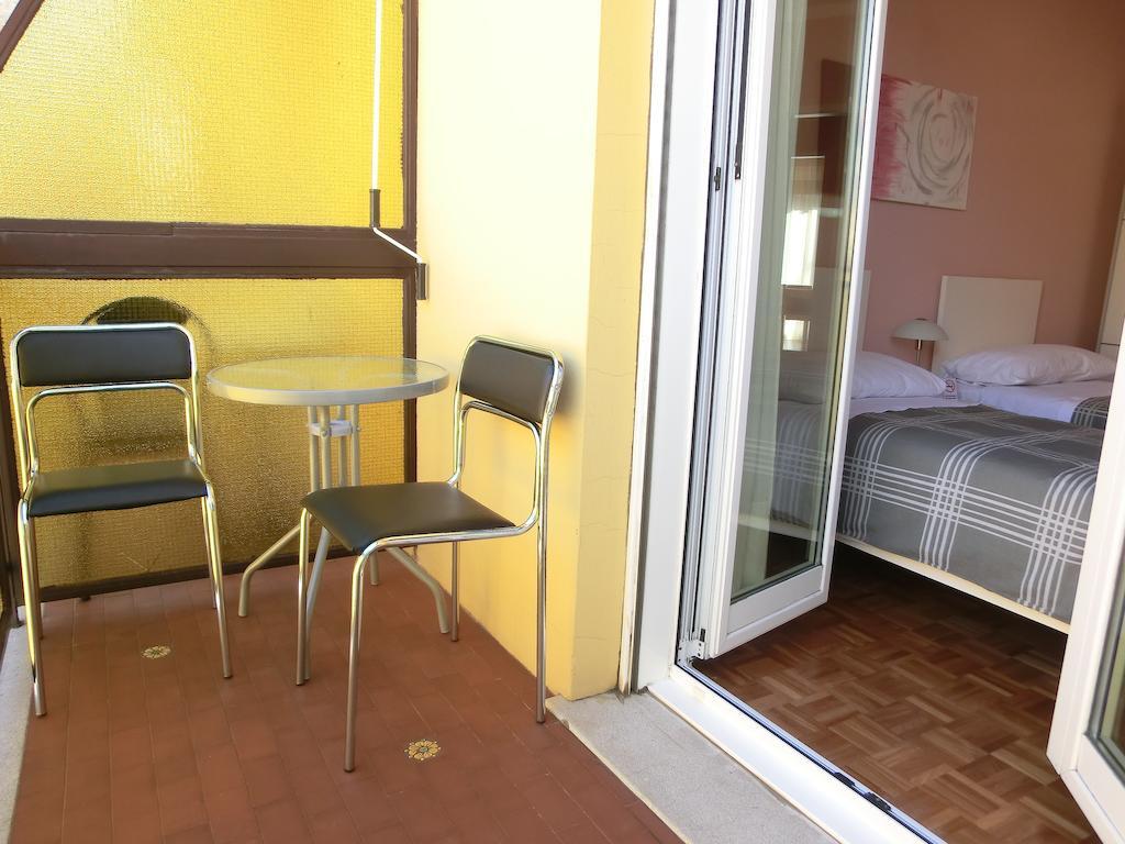Apartamento Le Rose Trieste Habitación foto