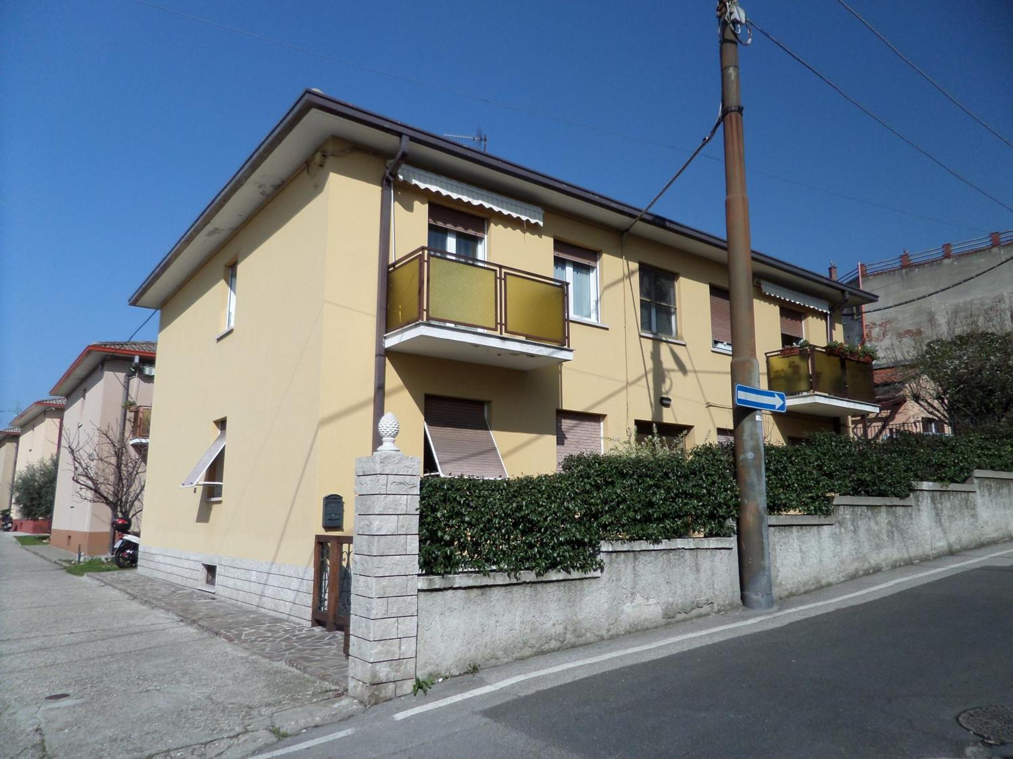 Apartamento Le Rose Trieste Exterior foto