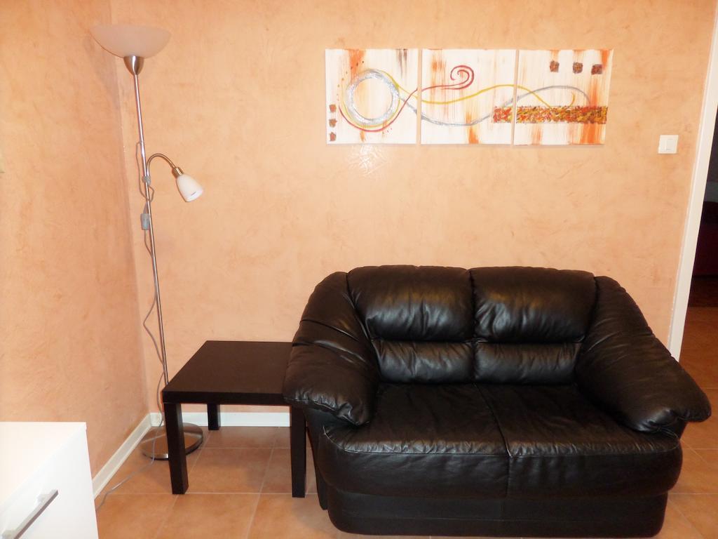 Apartamento Le Rose Trieste Habitación foto